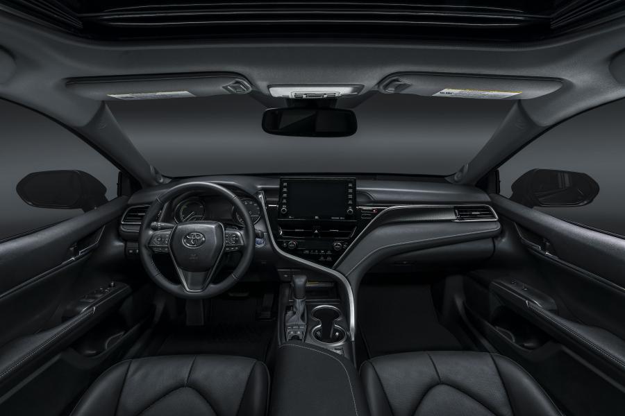 Торпедо Toyota Camry Hybrid XSE 2020 года  (NA) (фото 9 из 12)